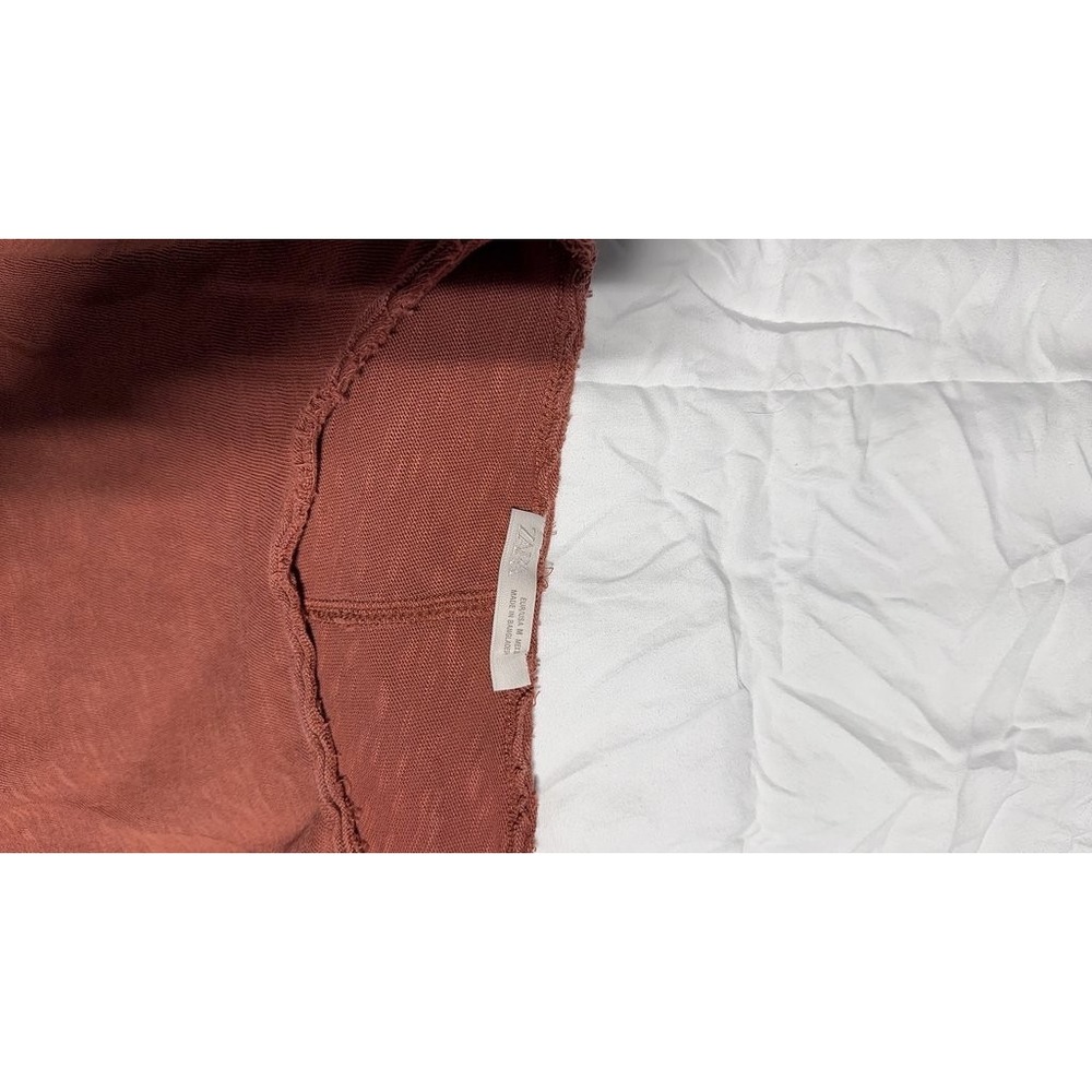 Zara Rust Red Raw Hem Short Sleeve T-Shirt Womens Size M Relaxed Fit Casual